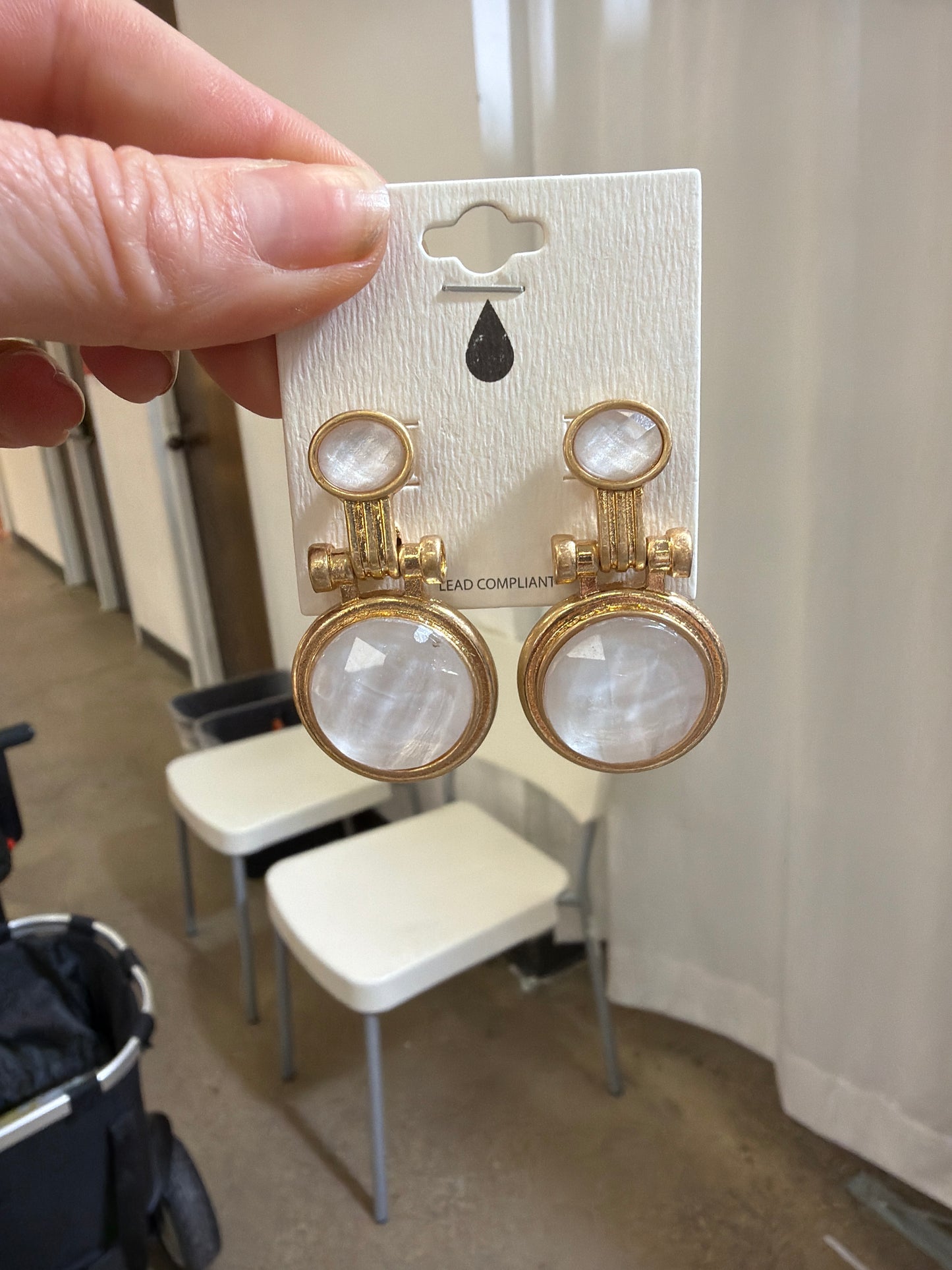 Cloud Medallion Gold Earring