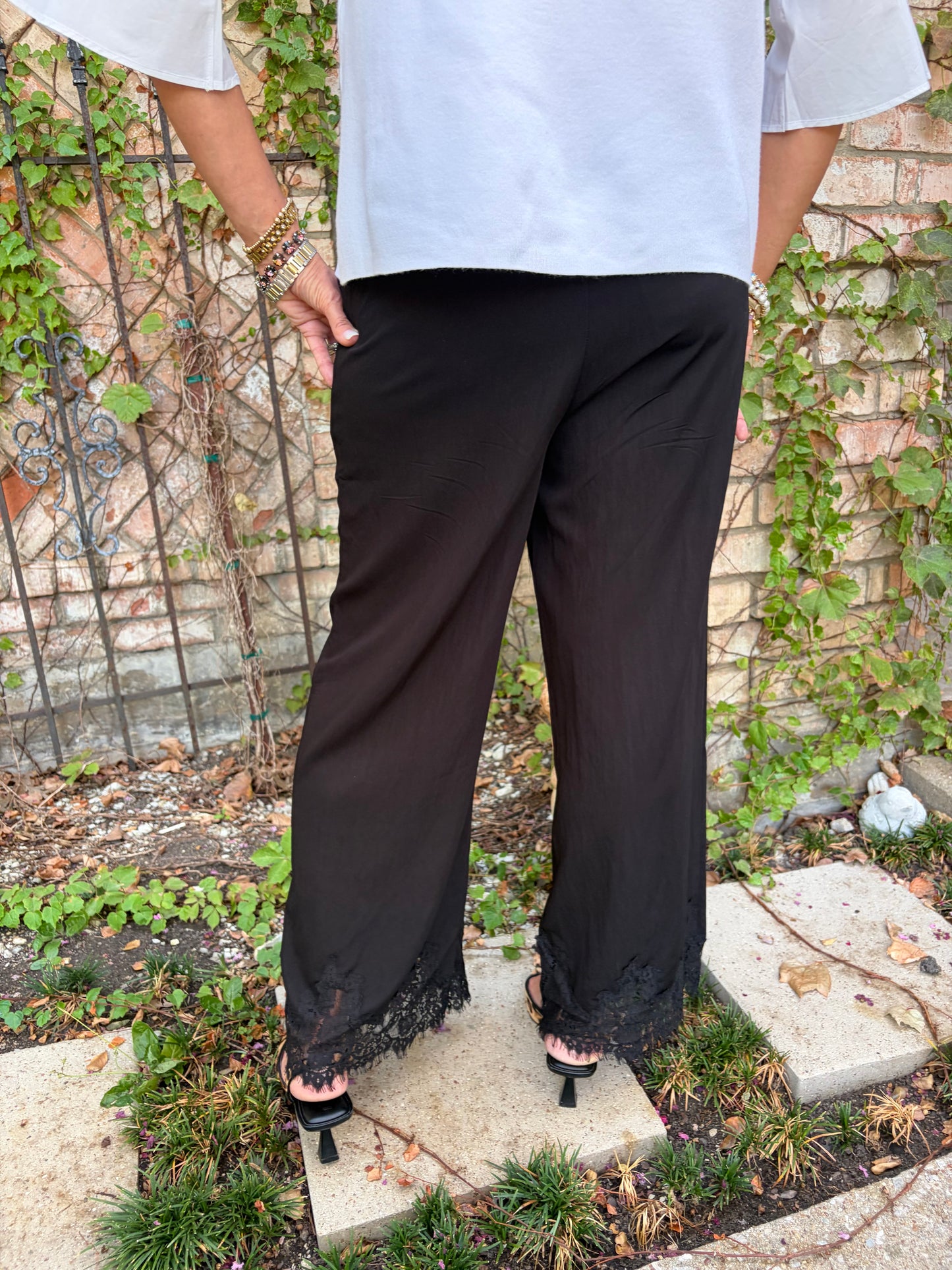 Black Tie Beauty Lace Pant