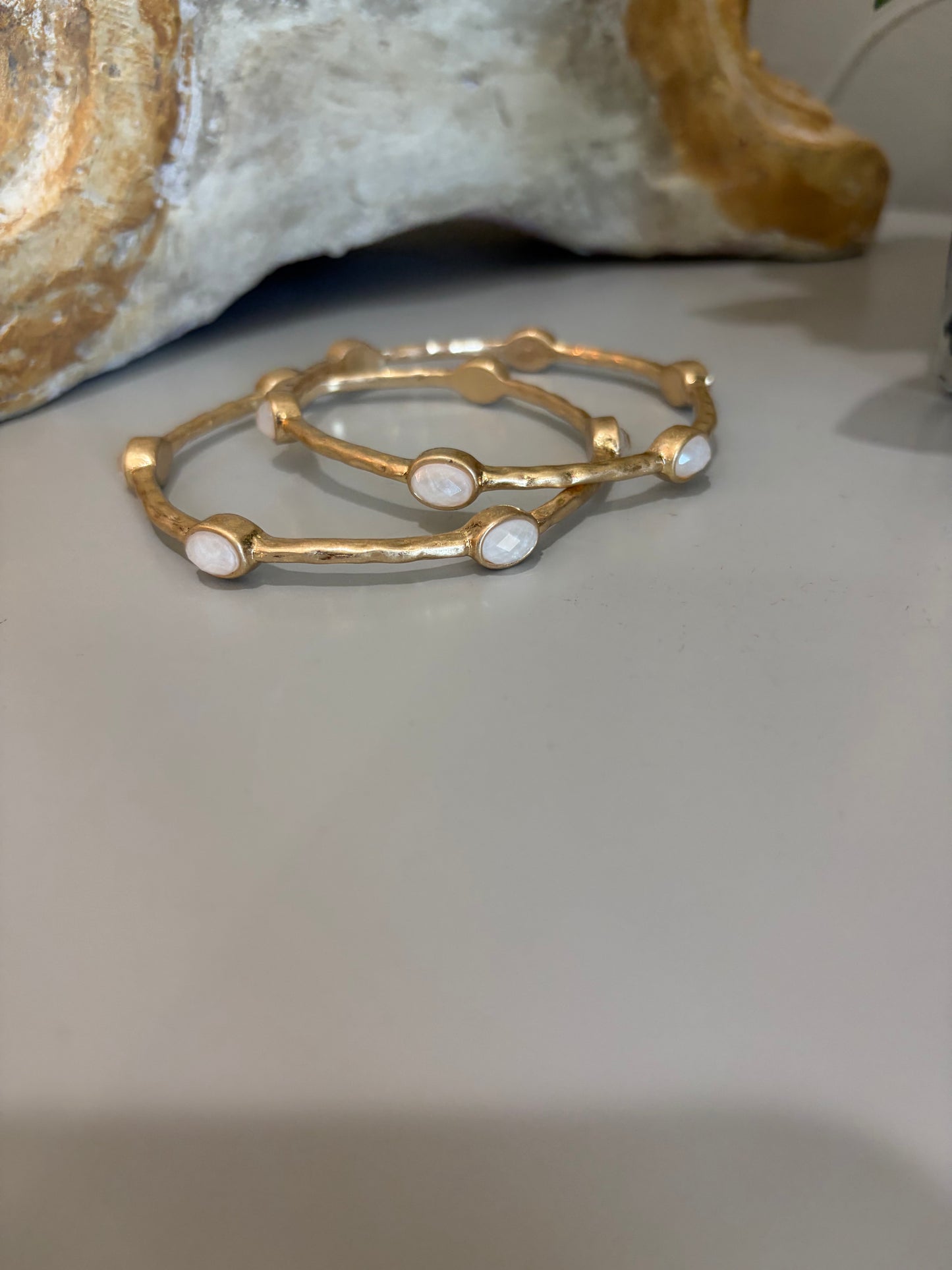 Ivory Radiance Bracelet Set