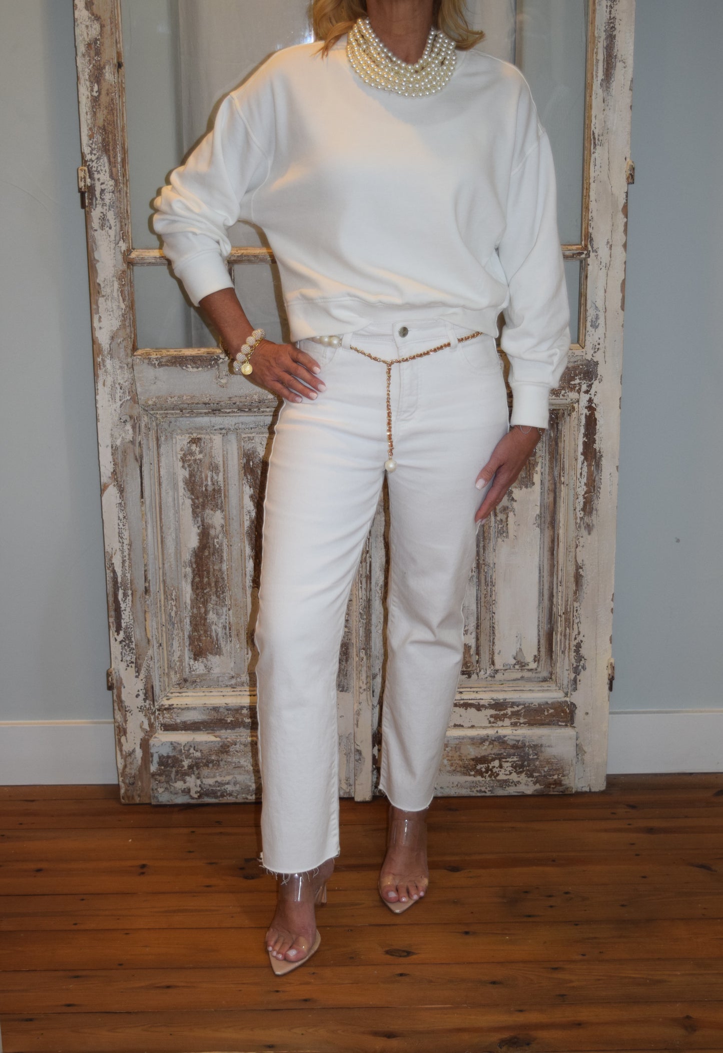 Carrie Cream Sweatshirt