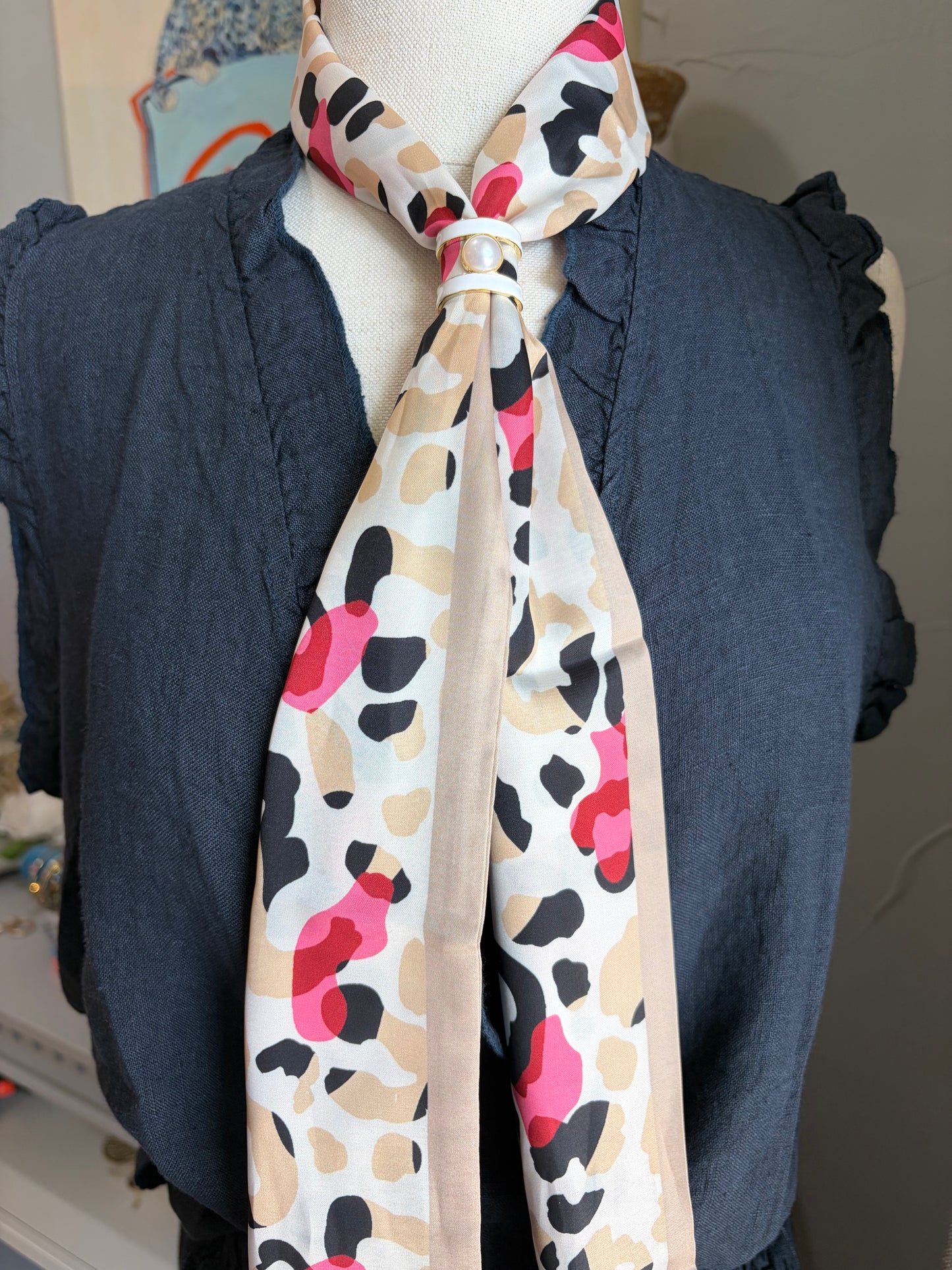 White and Pearl Scarf Slide