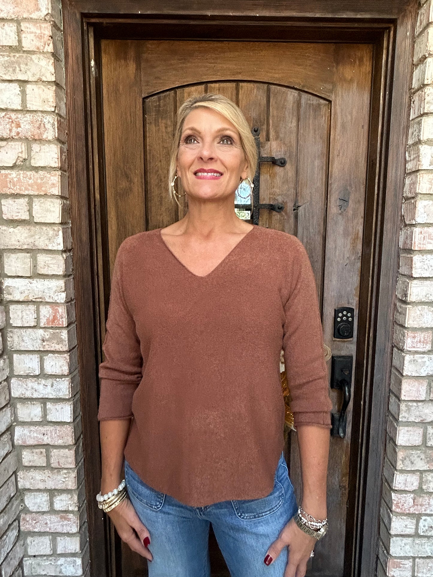 Soft Italian Sweater V NECK- Camel