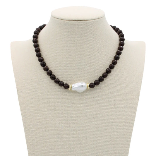 Cocoa & Cream Necklace