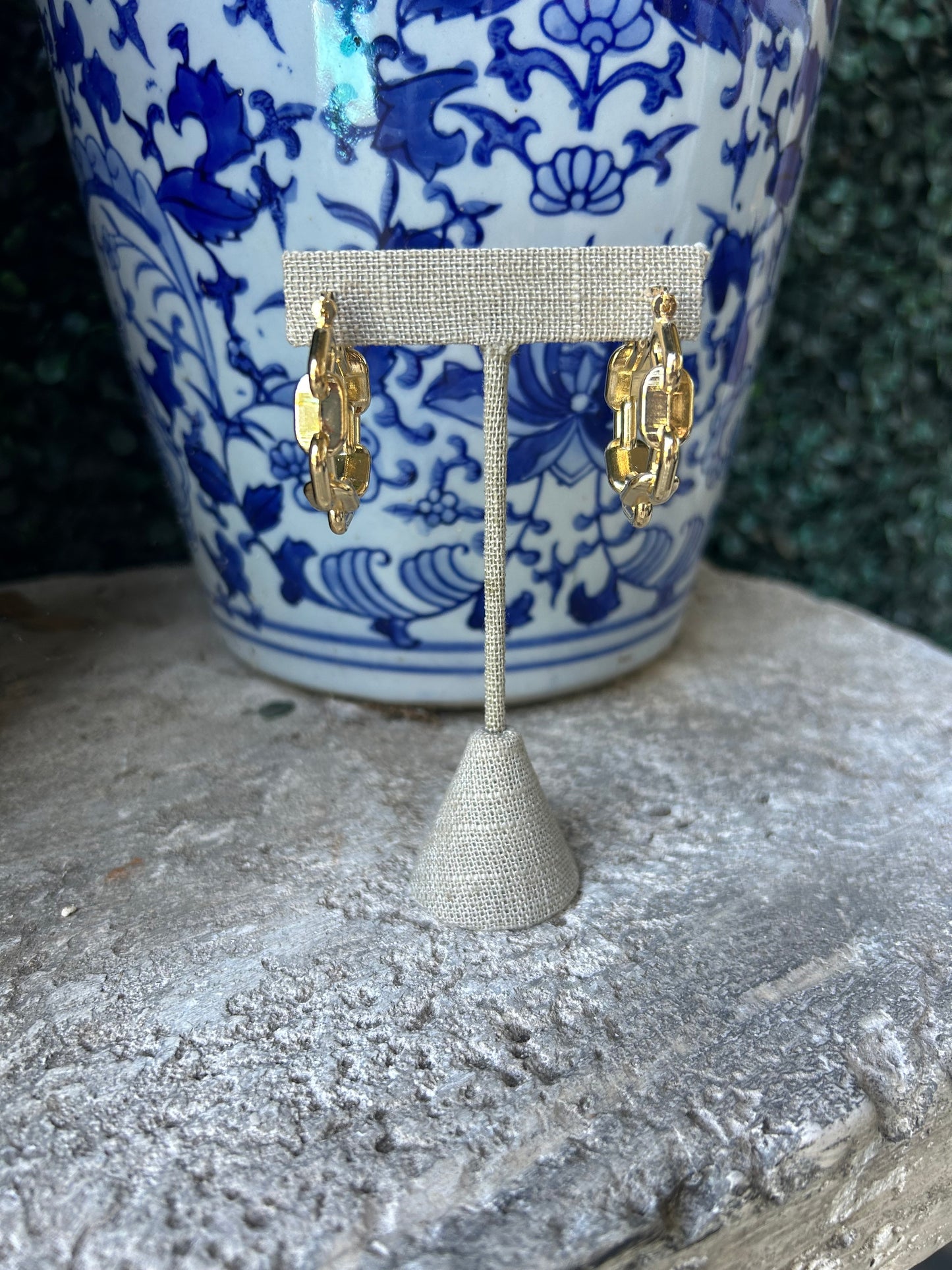 Lovely Gold Link Earring