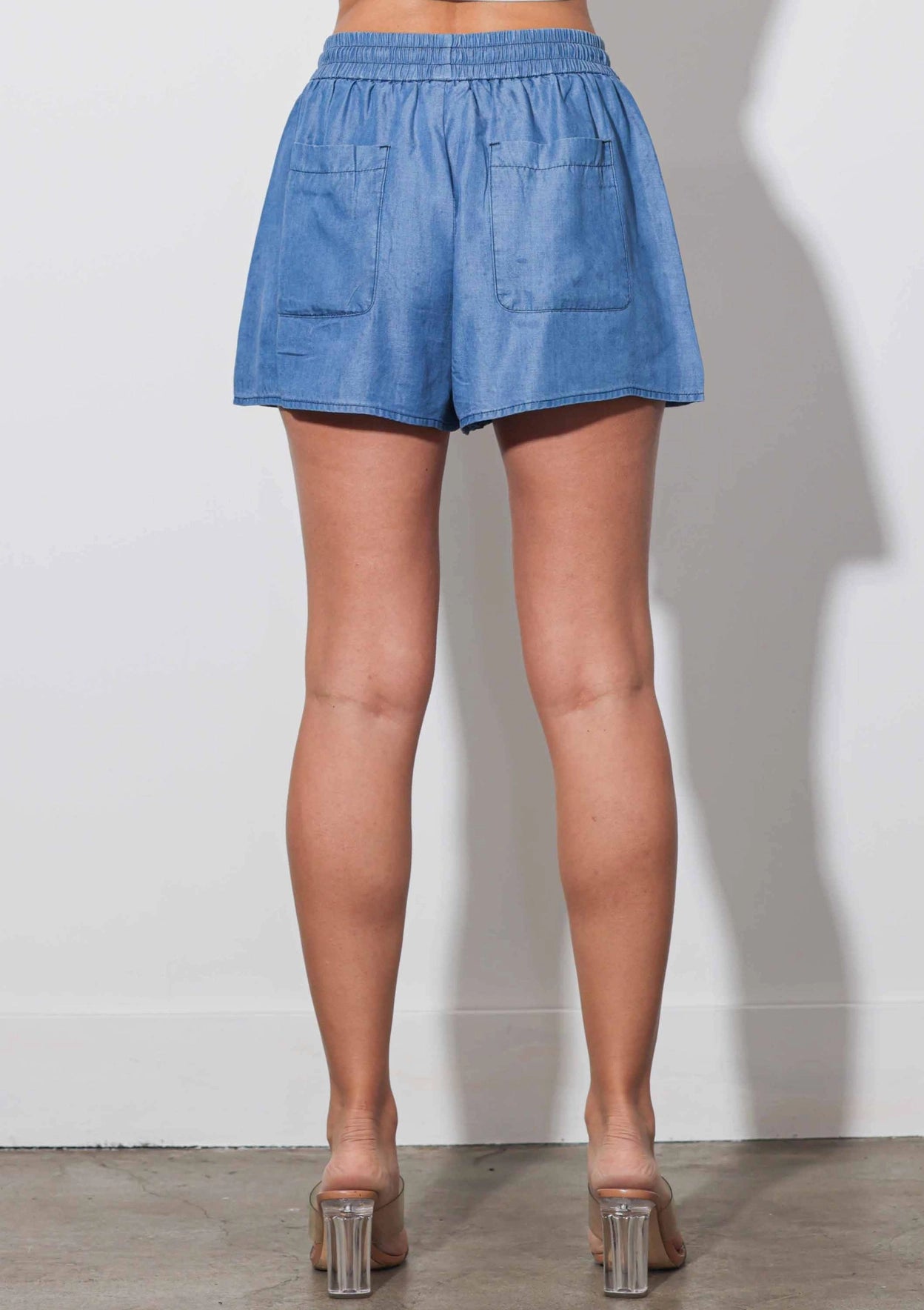 Flowy and Fun Short