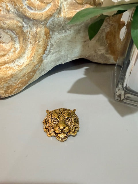 Tiger Pin