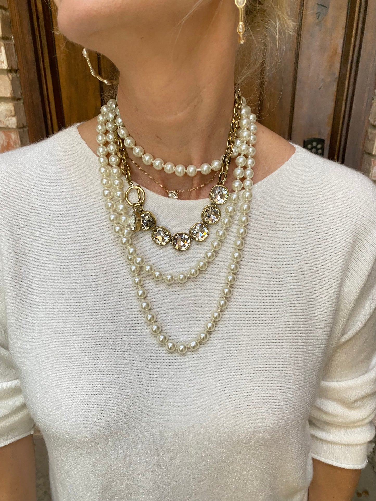 PEARL SINGLE STRAND LONG NECKLACE
