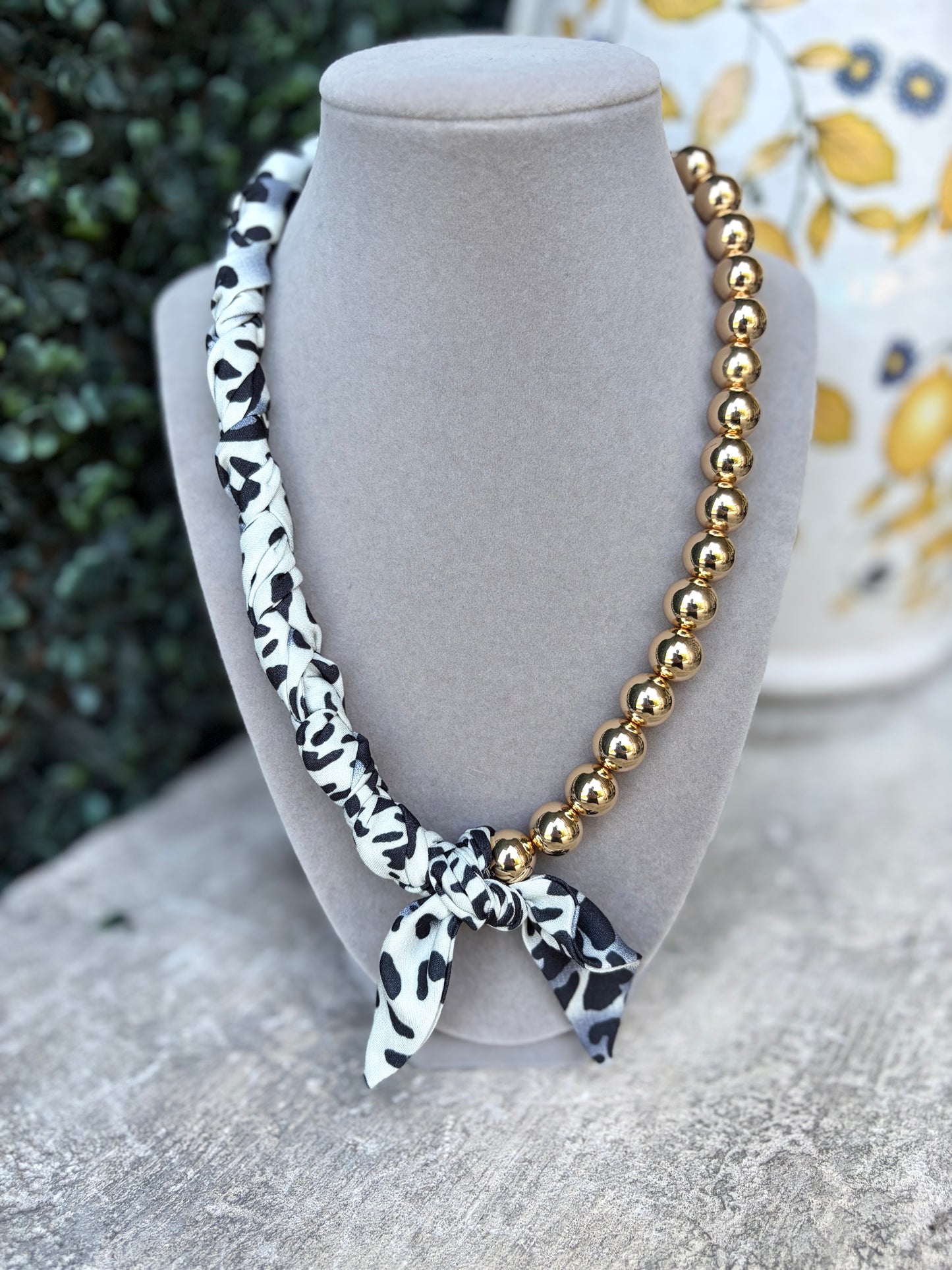 Bold and Beautiful Twilly Necklace