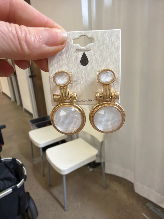 Cloud Medallion Gold Earring