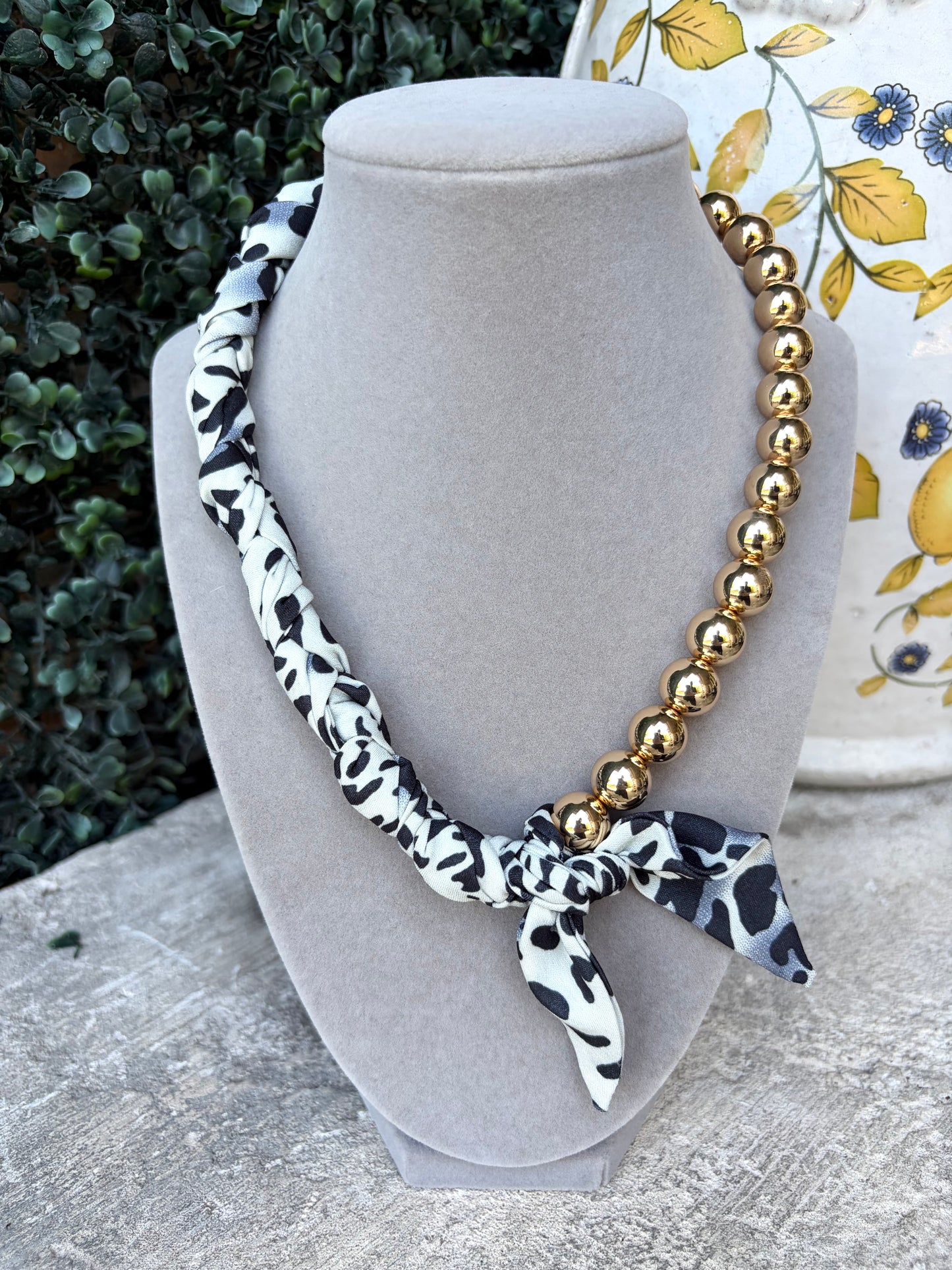 Bold and Beautiful Twilly Necklace