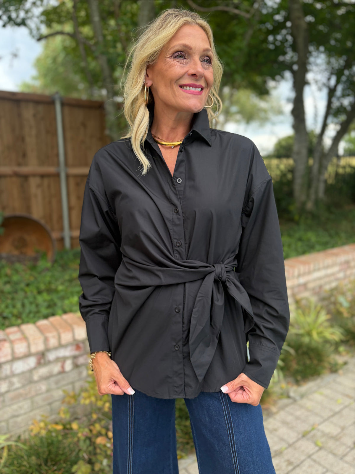 Kally Knotted Black Buttondown