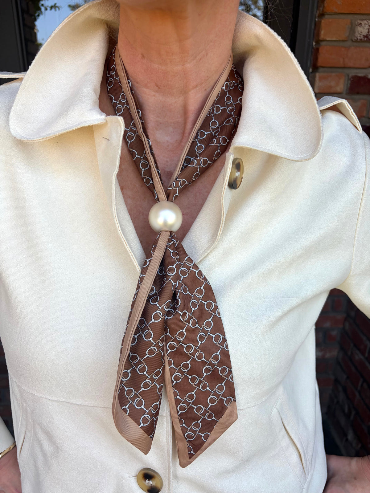 Links of Luxury Twilly with Pearl Accent