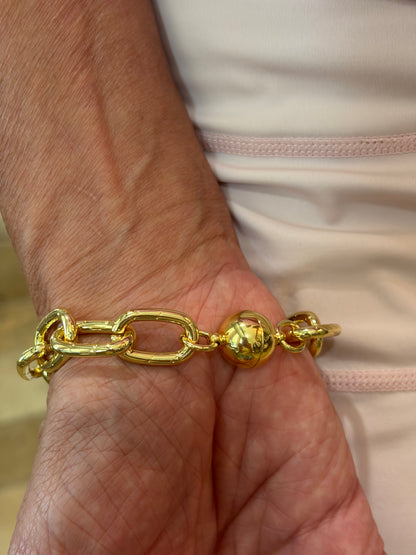 Charming Gold Large Link Bracelet