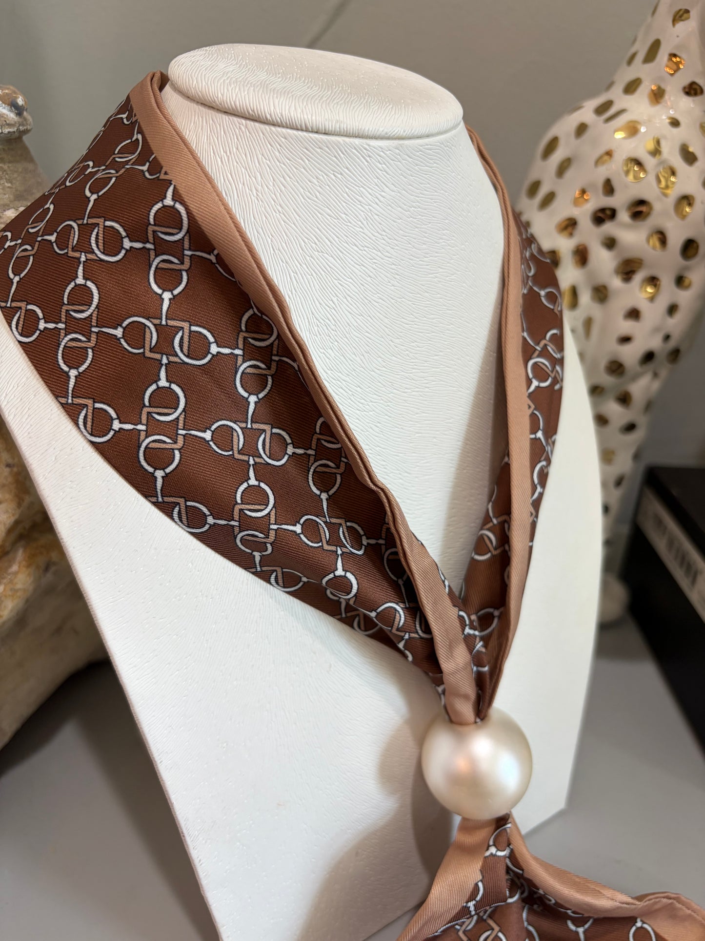 Links of Luxury Twilly with Pearl Accent