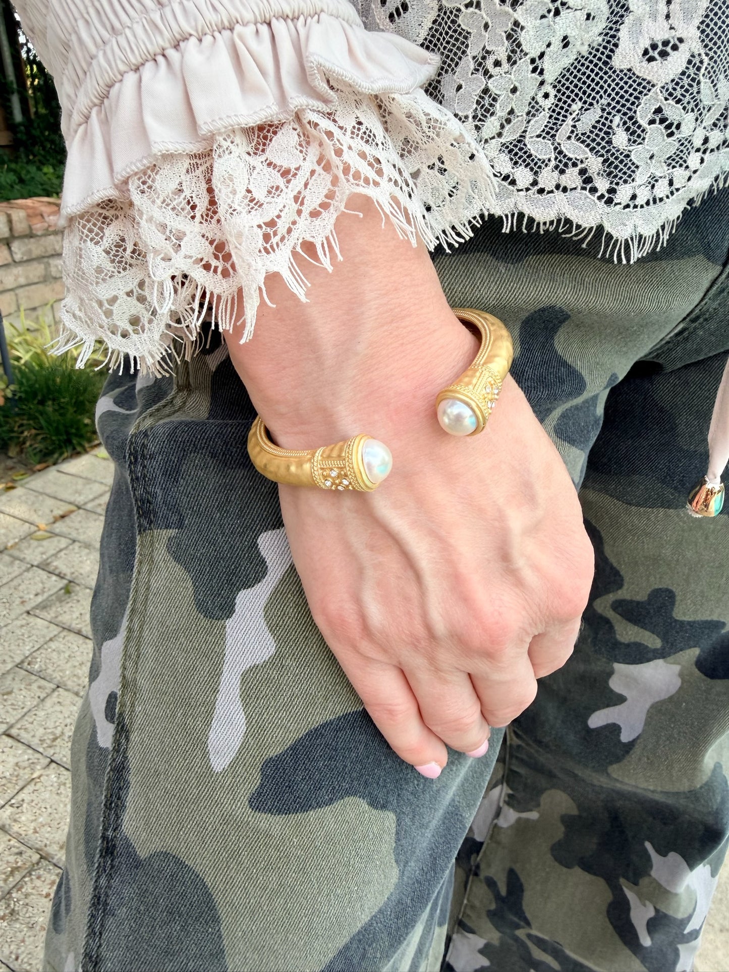 Faceted Pearl Hinged Bracelet