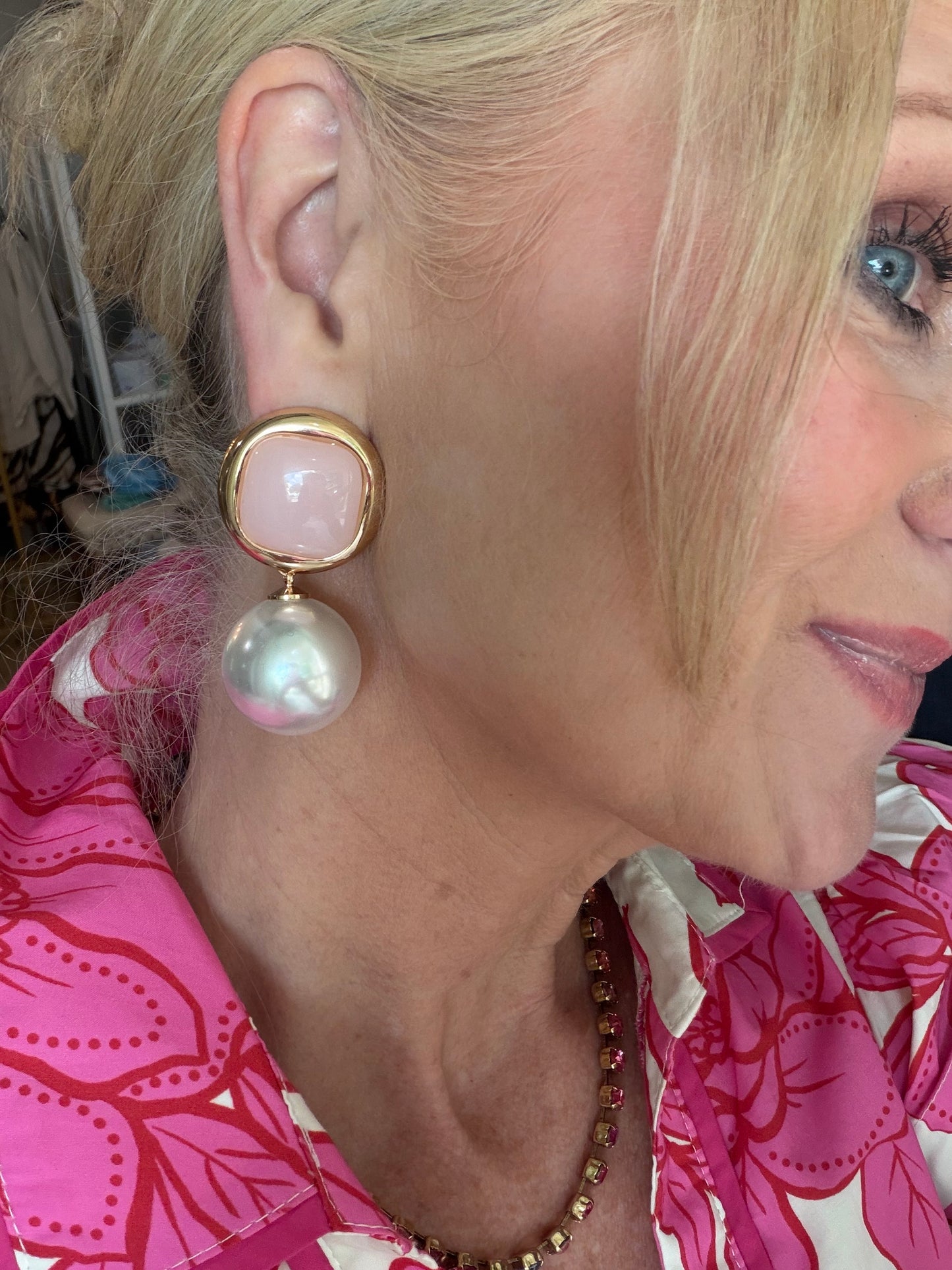 The Audrey Pumped Pearl Earring- Blush Pink