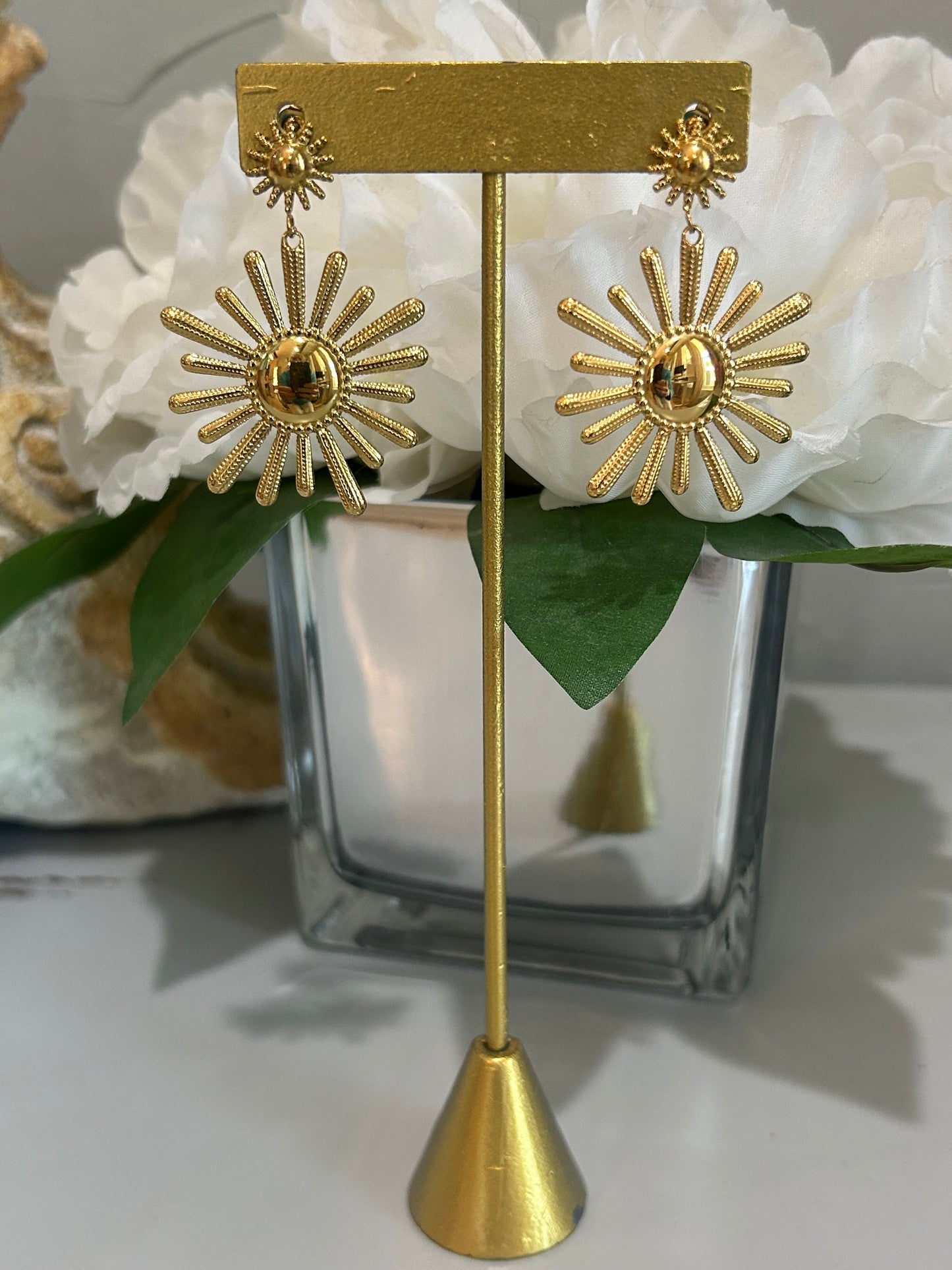 Gold Sunburst Earring