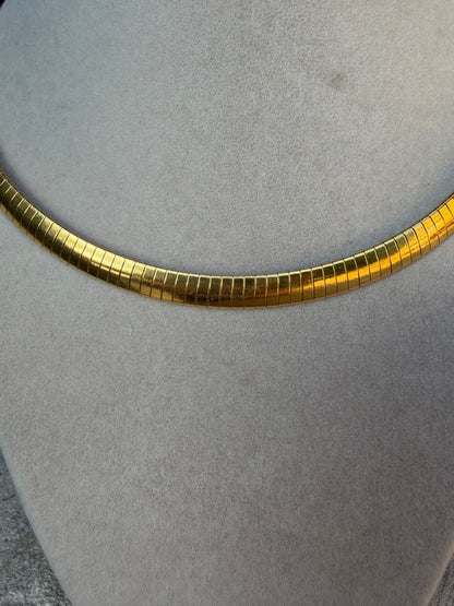 Glamour Gold Choker Necklace