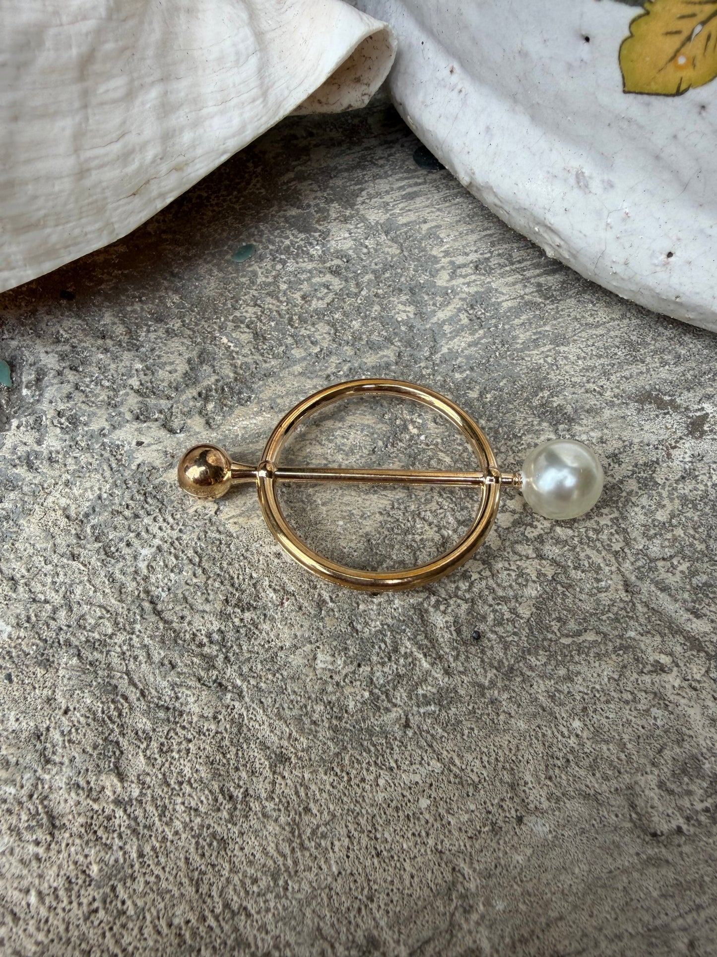 Pearl & Gold Styling Slide