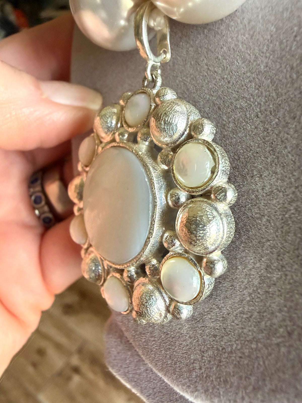 Mother of Pearl Elegance Necklace