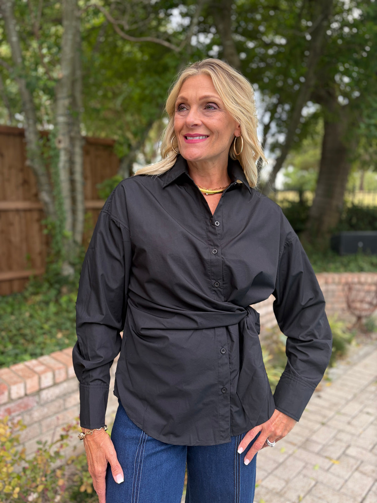 Kally Knotted Black Buttondown