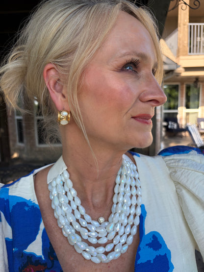 multistrand white glass bead necklace with faux leather magnetic closure 