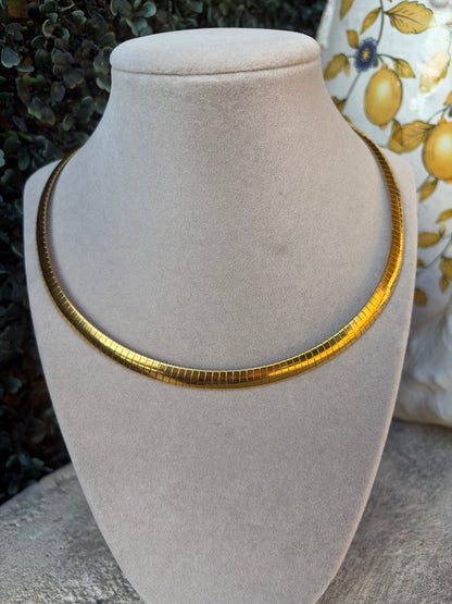 Glamour Gold Choker Necklace