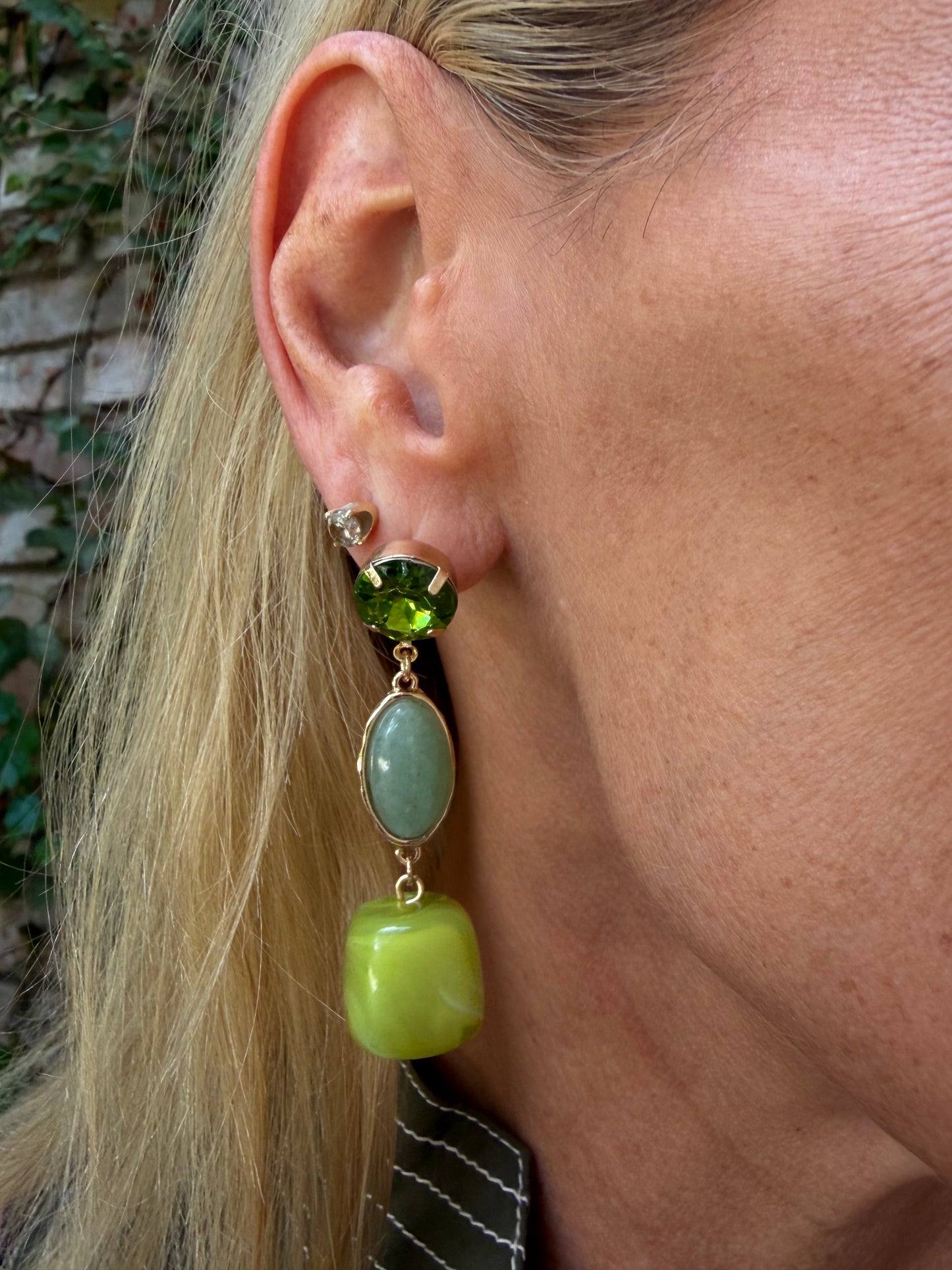 Simply Olive Earring