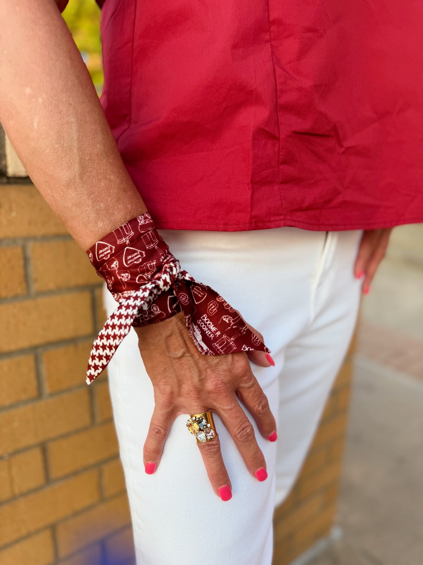 The Sideline Scarf™ - OU