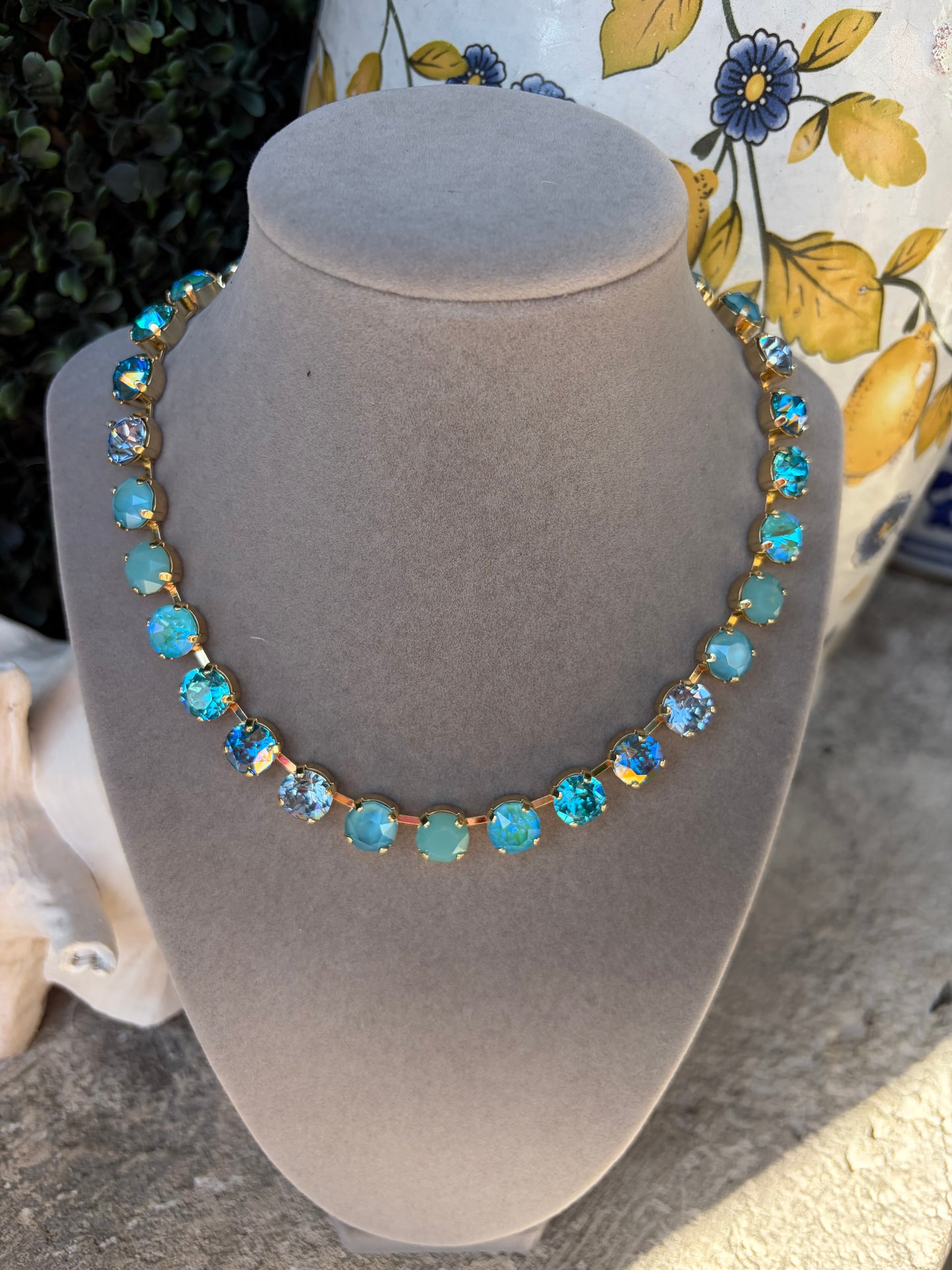 Brilliant Blue Magnetic Necklace