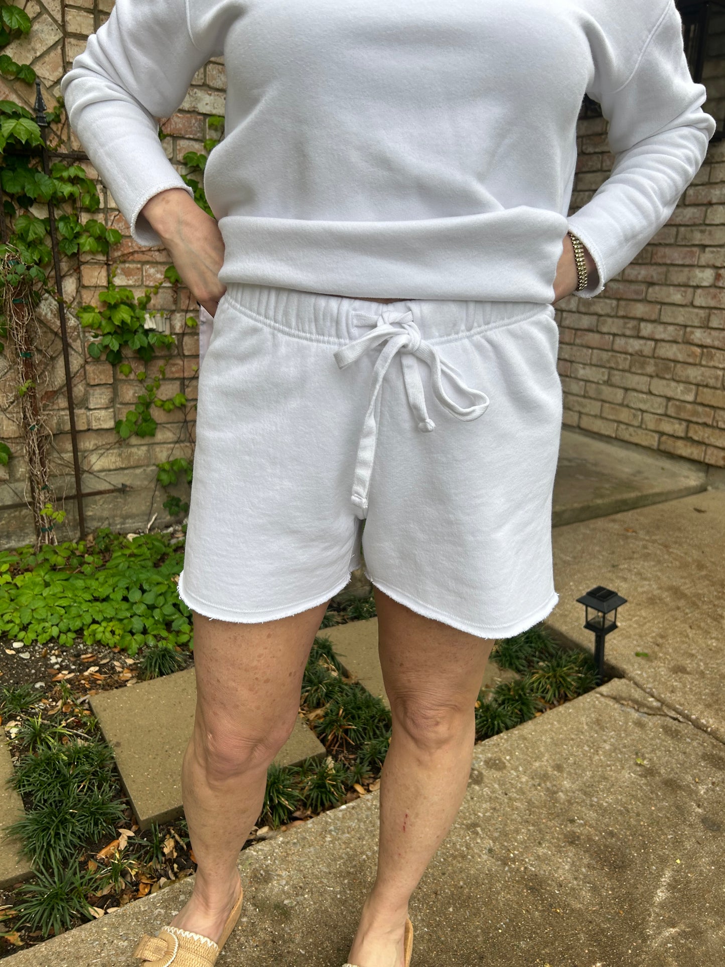 Malibu Vintage Raw Edge Shorts- White
