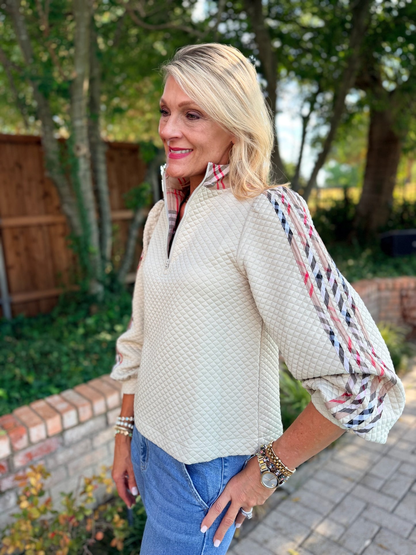 London Lane Textured Top