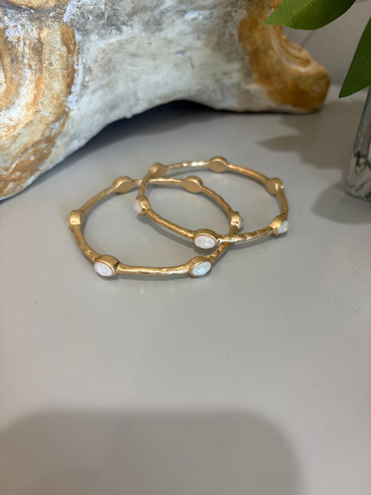 Ivory Radiance Bracelet Set