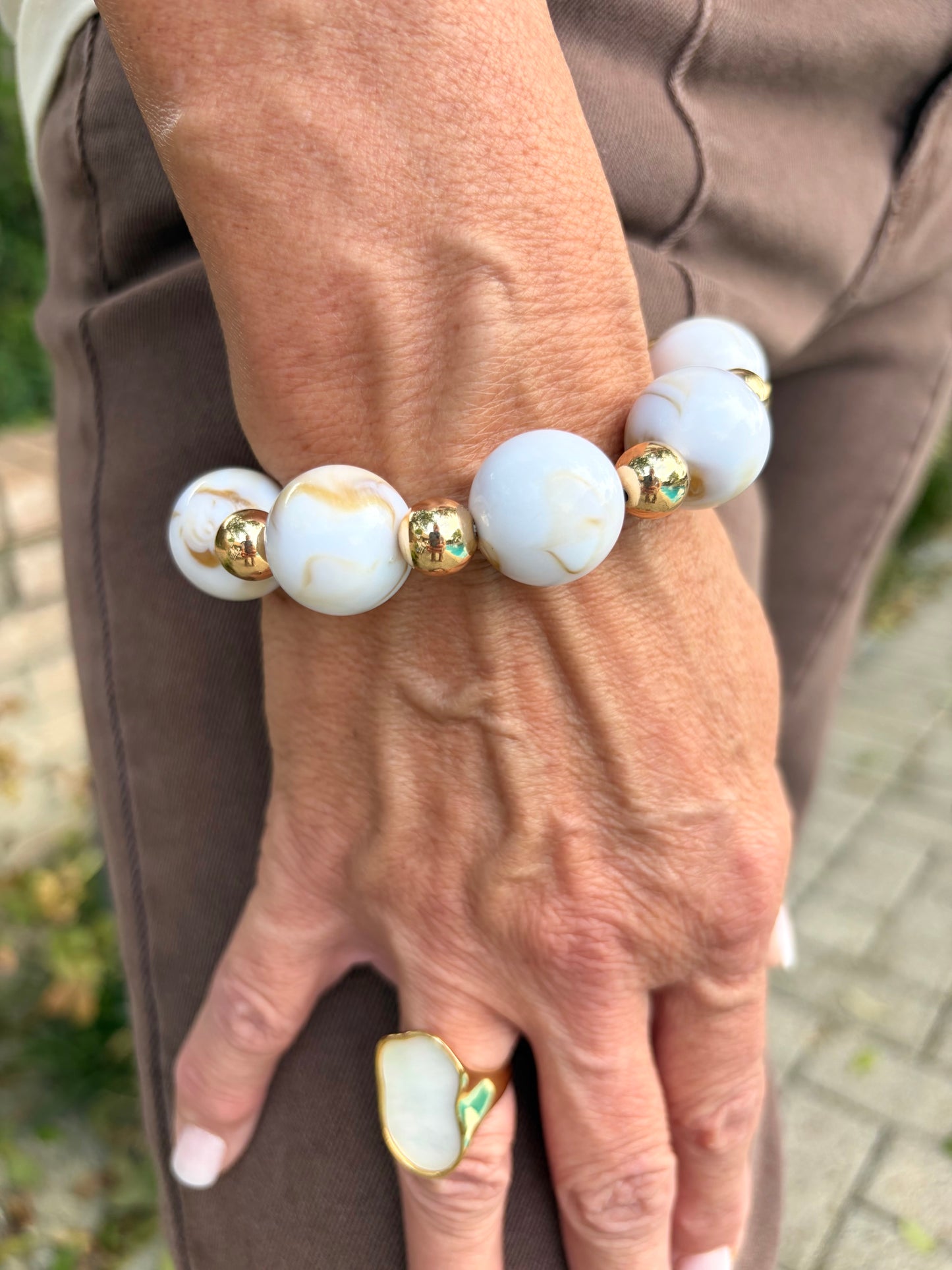 Ivory Swirl Bracelet