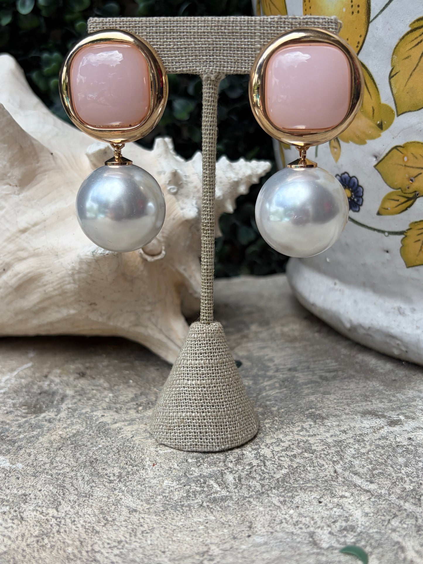 The Audrey Pumped Pearl Earring- Blush Pink