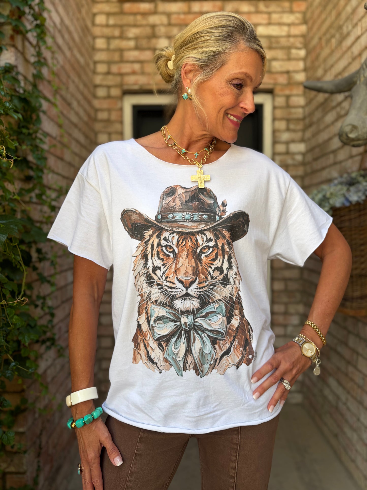 Tiger Loves Turquoise Tee
