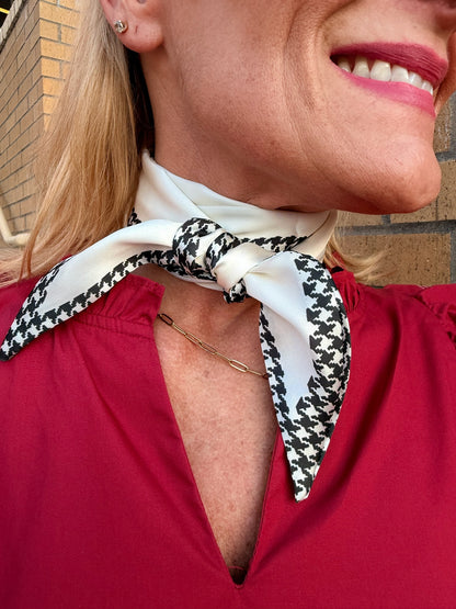 Harper Houndstooth Scarf