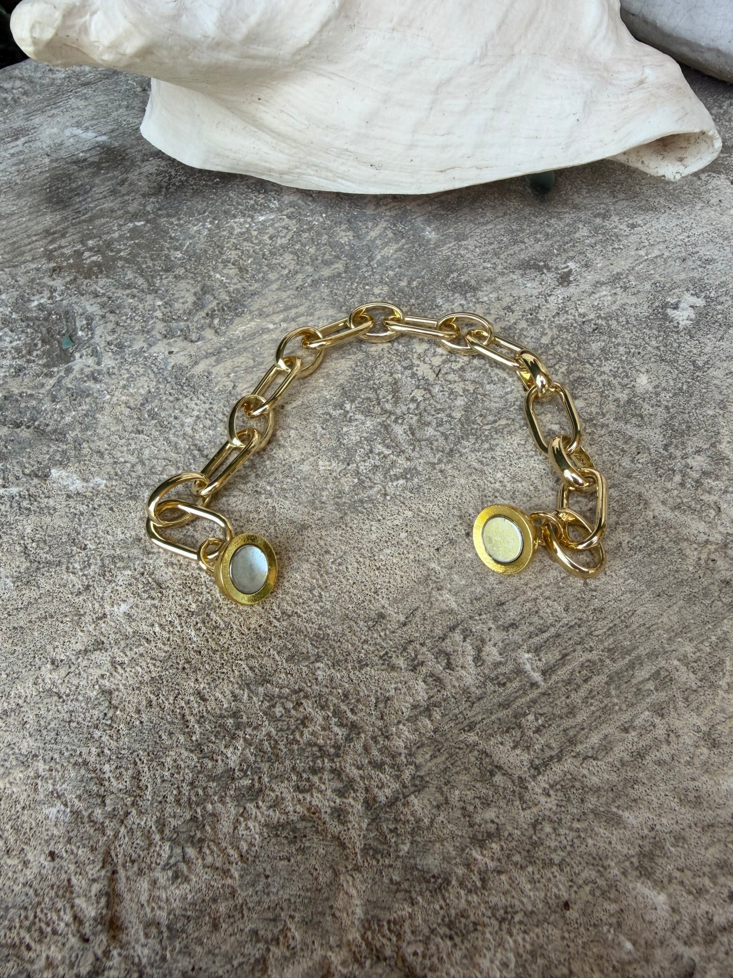 Charming Gold Small Link Bracelet