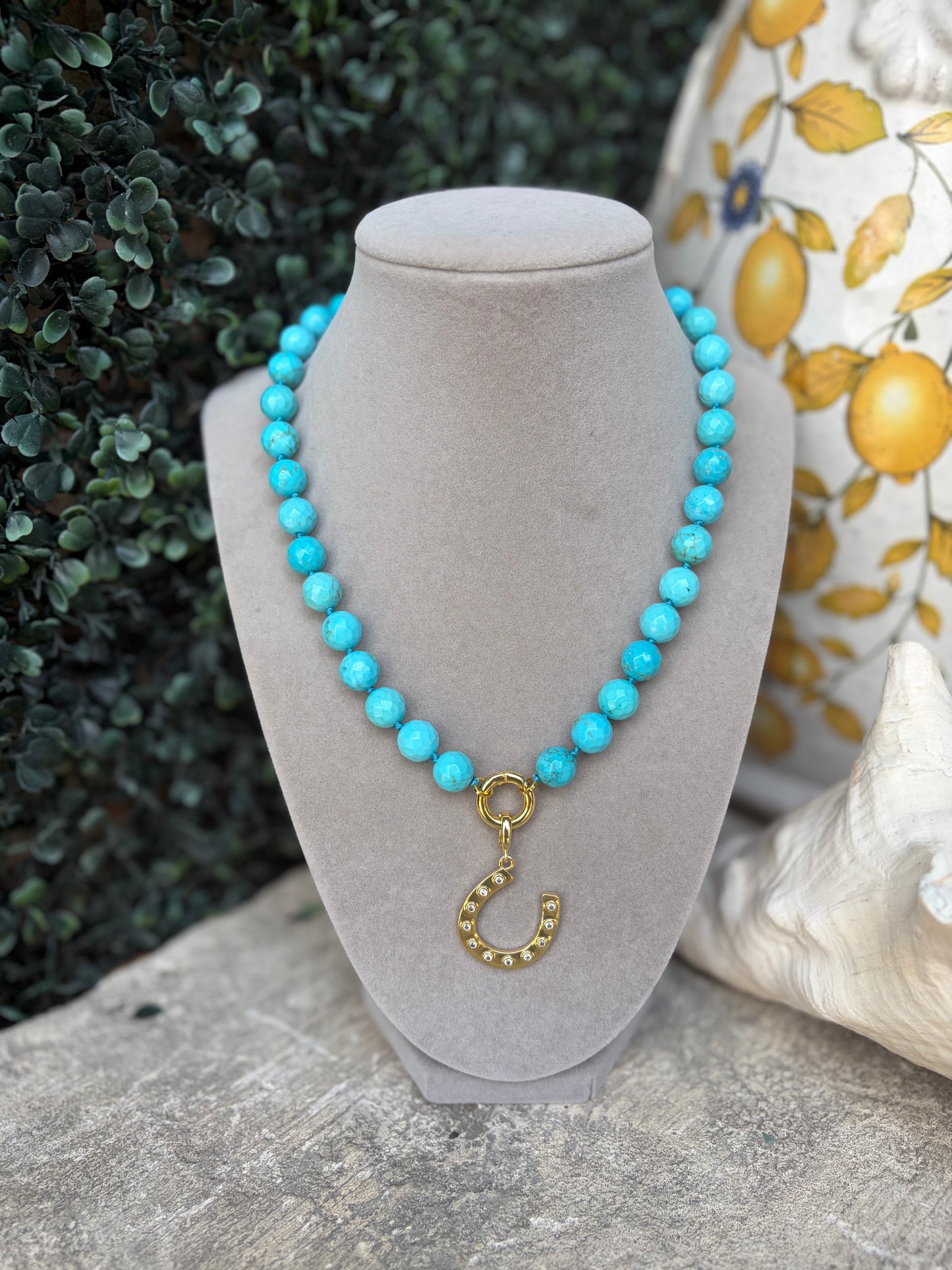 Horseshoe Turquoise Bead Necklace
