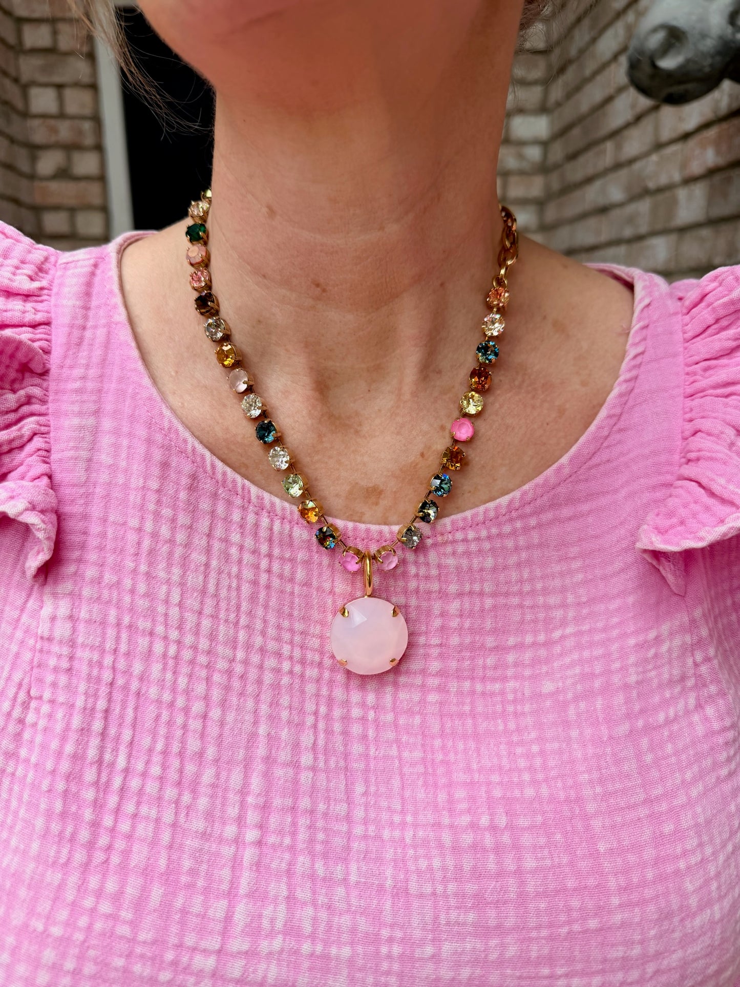 Tova Round Pendant-PINK