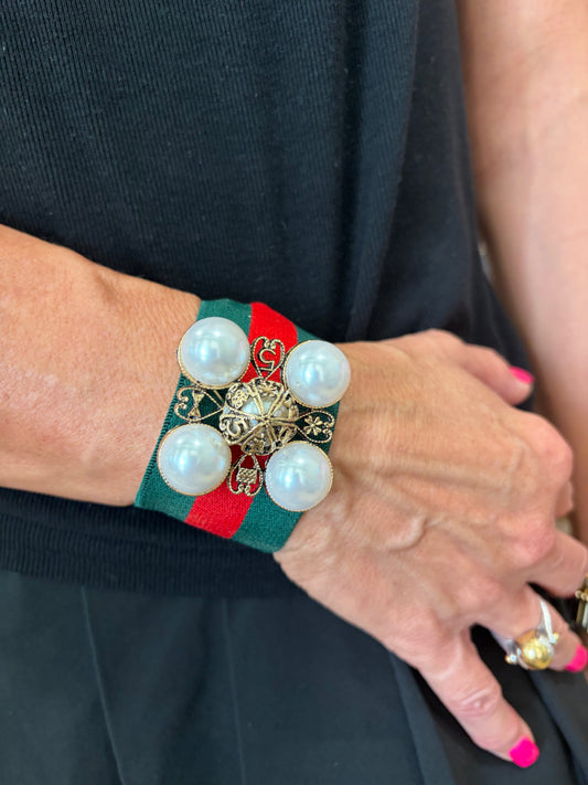 Classic GG Style Brooch Bracelet