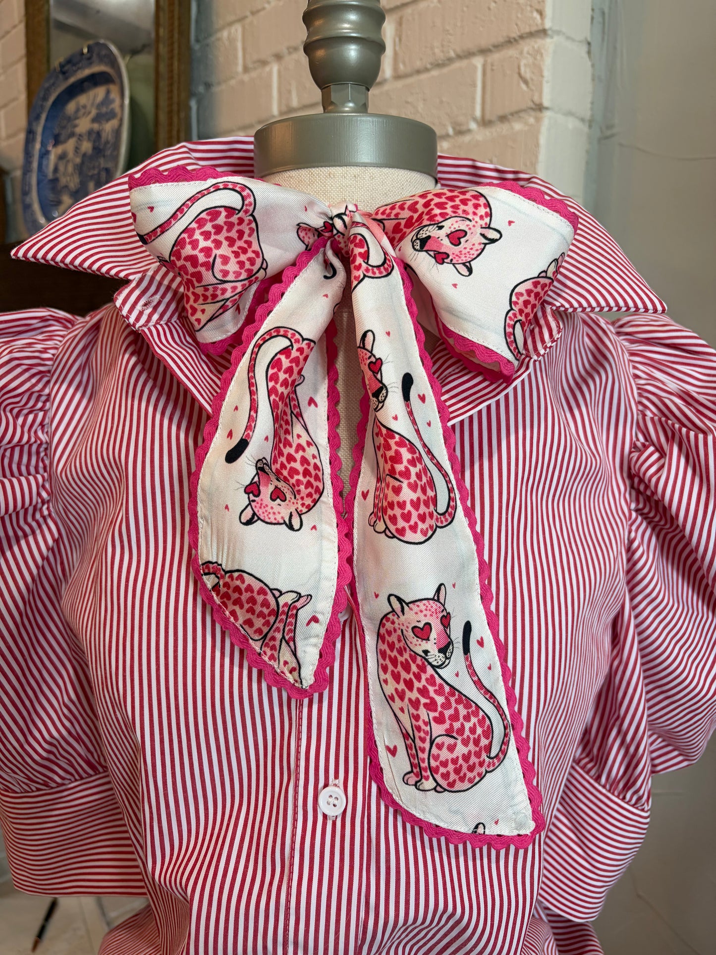 Striped in Pink Twilly