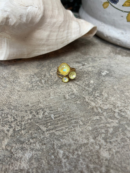 Aurelia Three Stone Ring- Yellow
