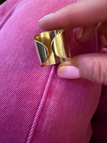 Grand Glam Crystal Ring- Bold Pink