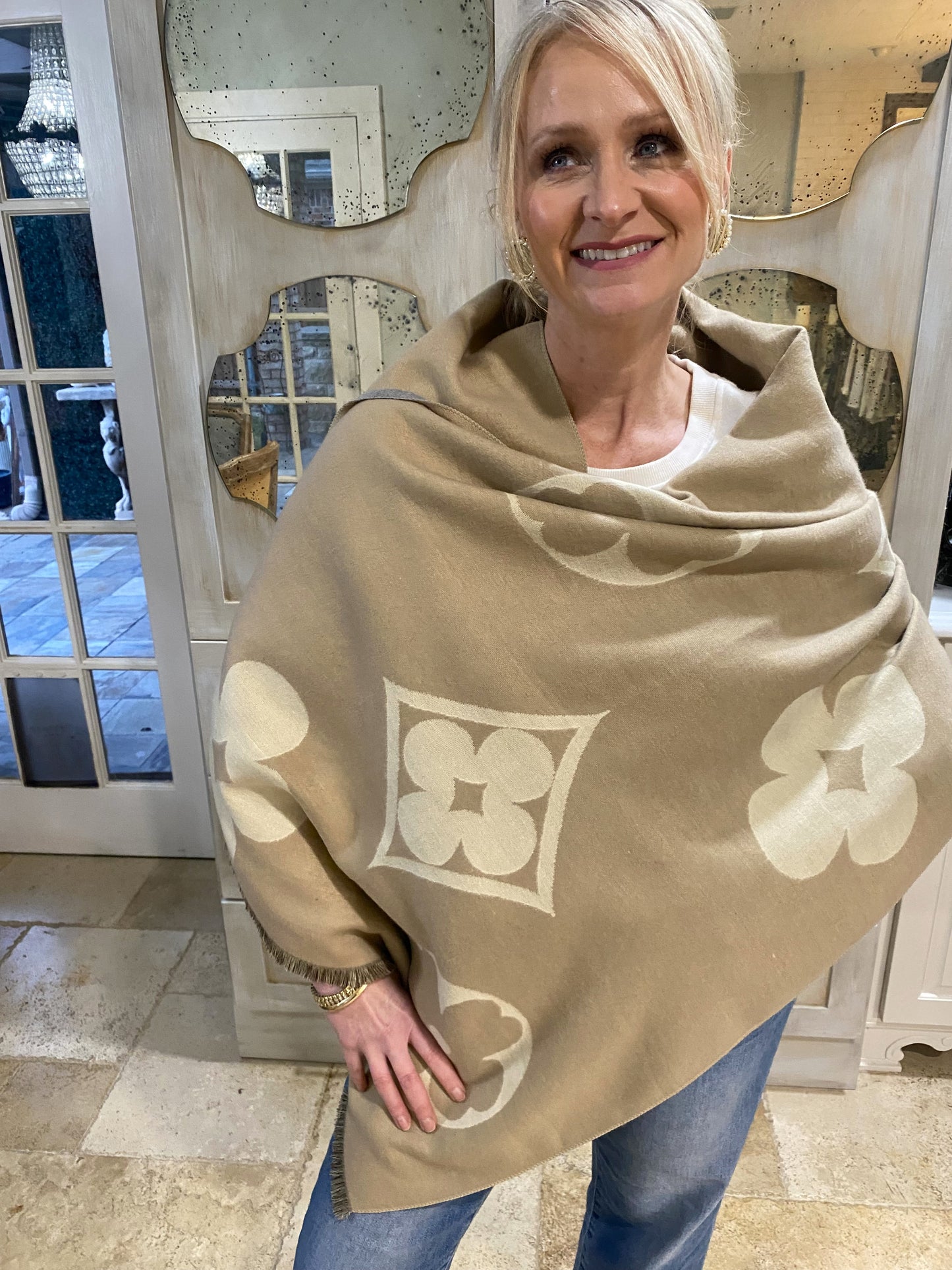 Reversible Clover  Shawl