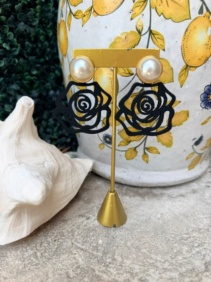 Pearls & Petals Earrings