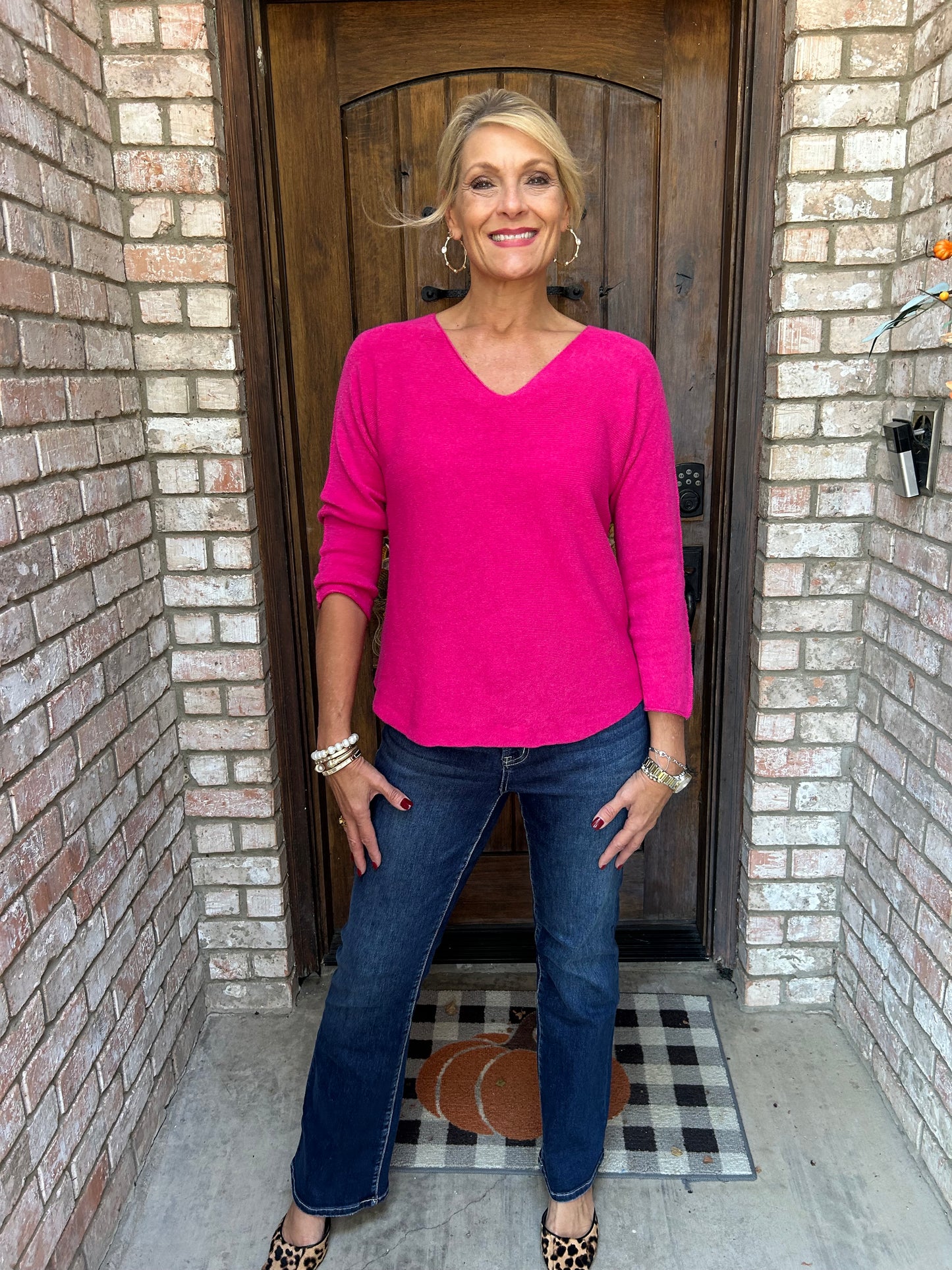 Soft Italian Sweater V-Neck-Fushia