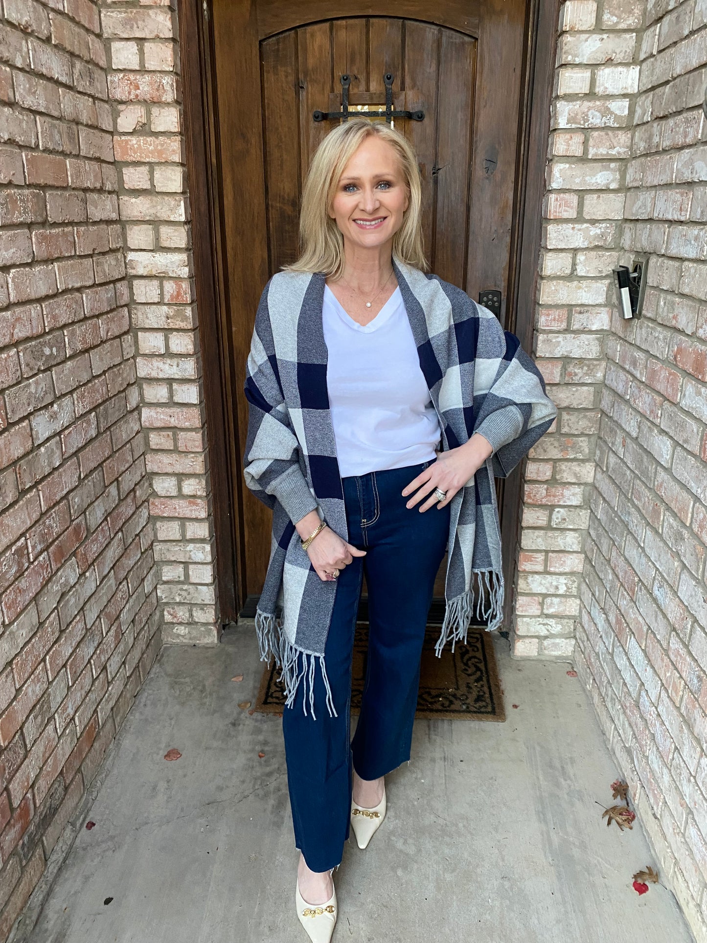 Classic Plaid Shawl- Grey/Blue