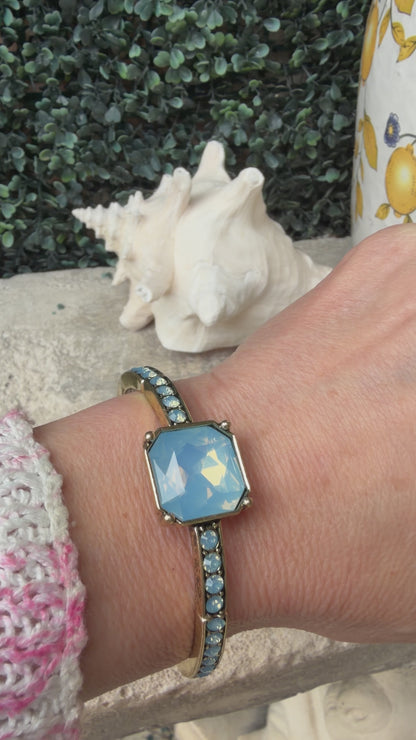 Single Stone Stretch Bracelet- Denim Blue