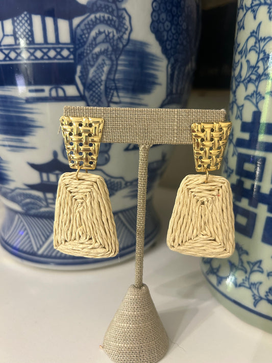 Straw Dangle Earring